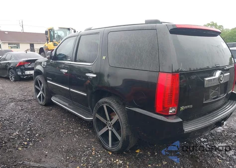 2010 Cadillac Escalade Hybrid Standard from USA, damaged, VIN 1GYUCEEJ7AR212280